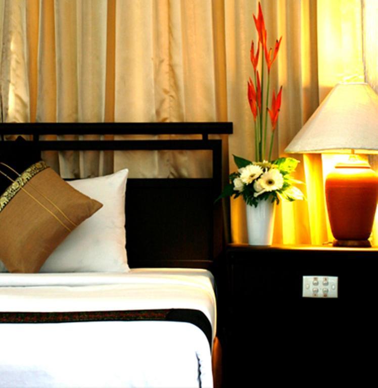 צ'יאנג מאי Thapaeplacehotel חדר תמונה