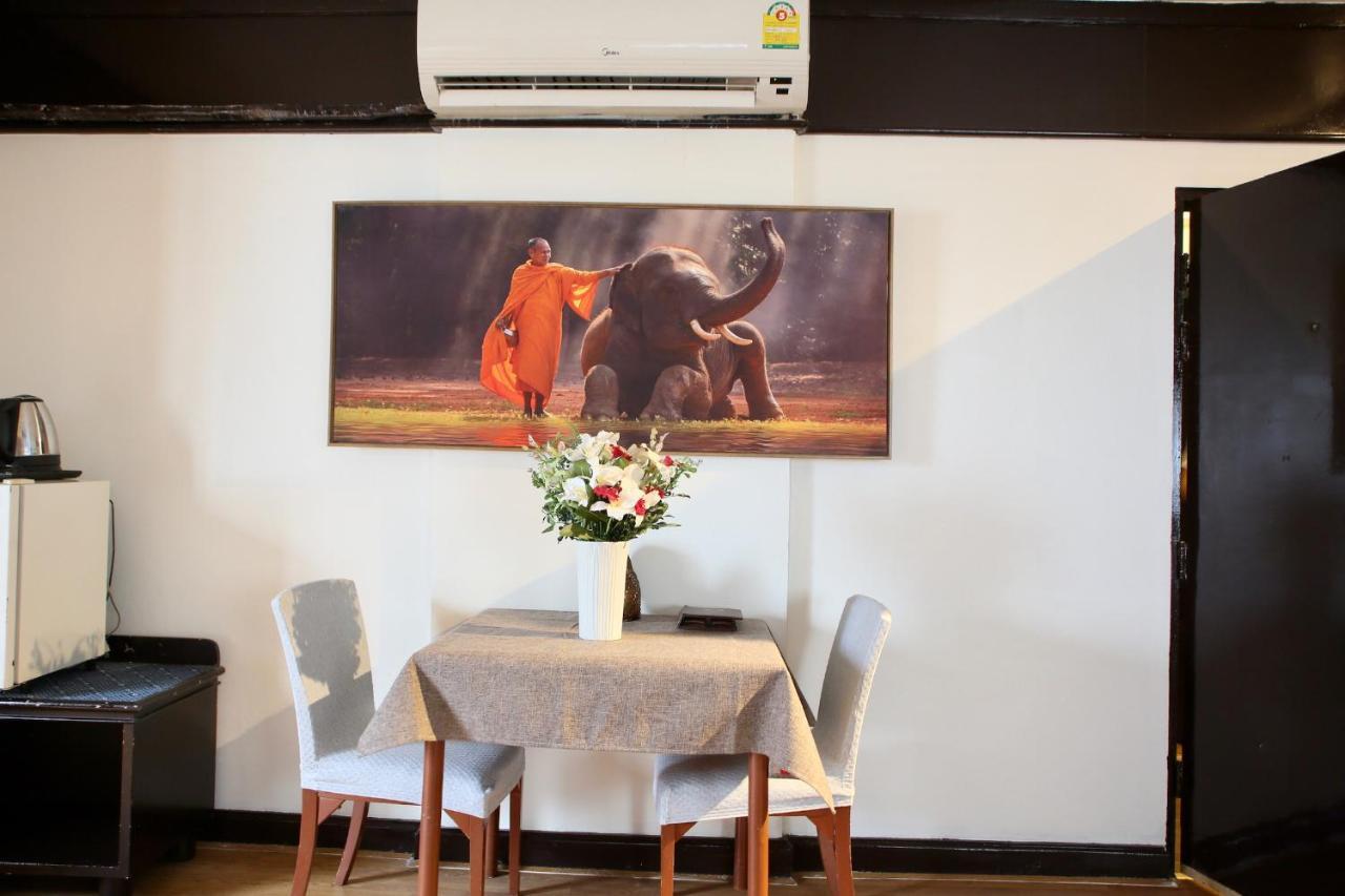 צ'יאנג מאי Thapaeplacehotel מראה חיצוני תמונה
